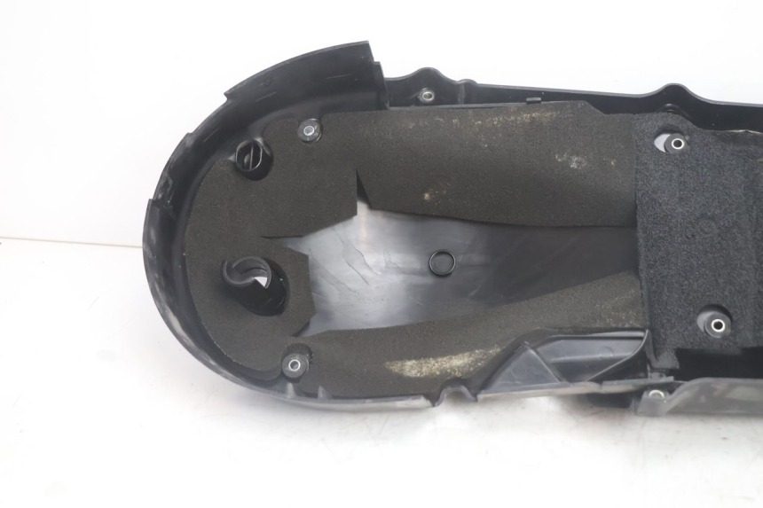 photo de CACHE TRANSMISSION HONDA FJS SILVER WING SILVERWING 400 (2005 - 2008) - Détails caractéristiques