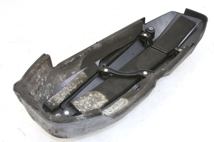 photo de CACHE TRANSMISSION HONDA FORZA 125 (2015 - 2016) - Zoom état d’usage