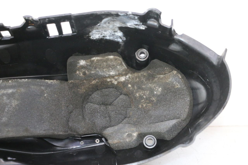 photo de CACHE TRANSMISSION PIAGGIO MP3 HPE 530 (2022 - 2026) - Gros plan technique