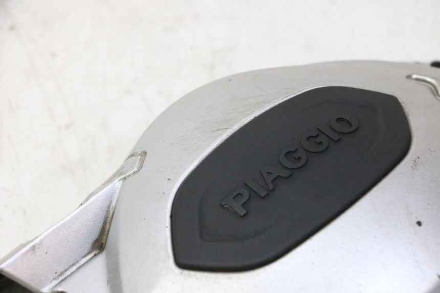 photo de CACHE TRANSMISSION PIAGGIO MP3 LT 300 (2010 - 2016) - Points de fixation