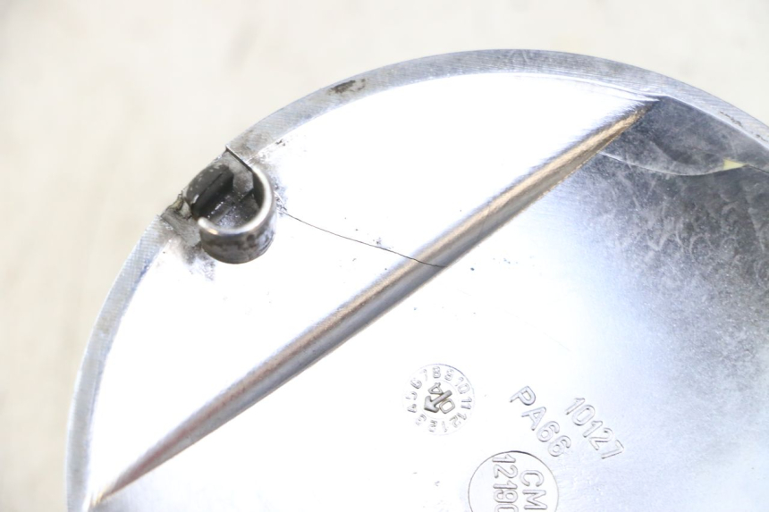 photo de CACHE TRANSMISSION PIAGGIO VESPA GRANTURISMO 200 (2004 - 2005) - Autre angle de vue