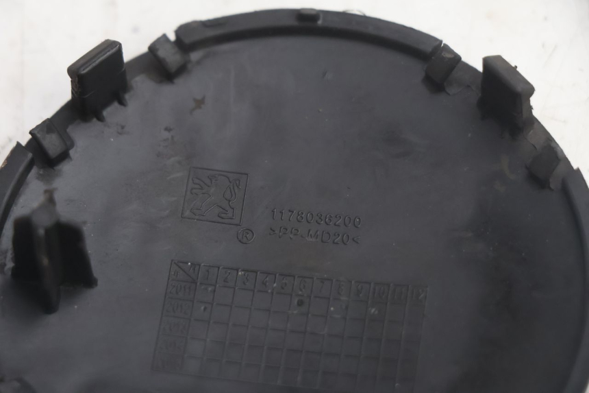photo de CACHE TRANSMISSION PEUGEOT SATELIS 125 (2013 - 2018) - Autre angle de vue