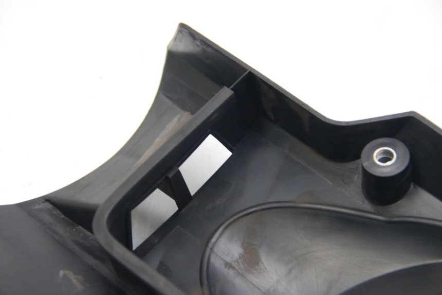 photo de CACHE TRANSMISSION SUZUKI SIXTEEN 125 (2008 - 2010) - Autre angle de vue