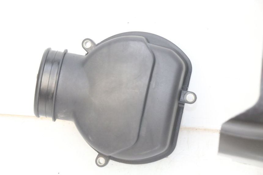 photo de CACHE TRANSMISSION YAMAHA XMAX X-MAX 125 (2006 - 2009) - Points de fixation