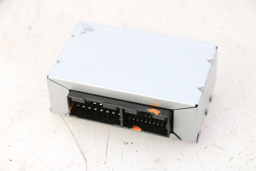 photo de CALCULATEUR ABS YAMAHA TDM ABS 900 (2002 - 2014) - Zoom état d’usage