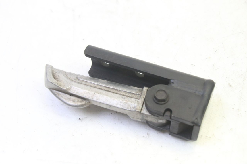 photo de CALE PIED ARRIERE DROIT QUADRO 4 4D 350 (2015 - 2018) - Détail de la pièce