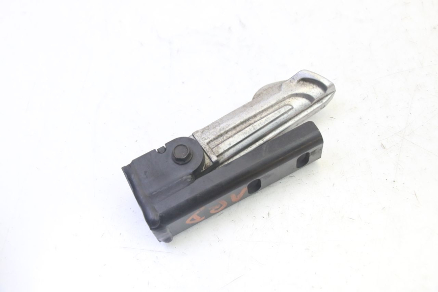 photo de CALE PIED ARRIERE DROIT QUADRO 4 4D 350 (2015 - 2018) - Autre angle de vue