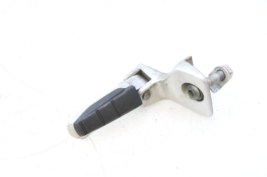 photo de CALE PIED ARRIERE DROIT BMW C1 125 (2000 - 2003) - Vue principale