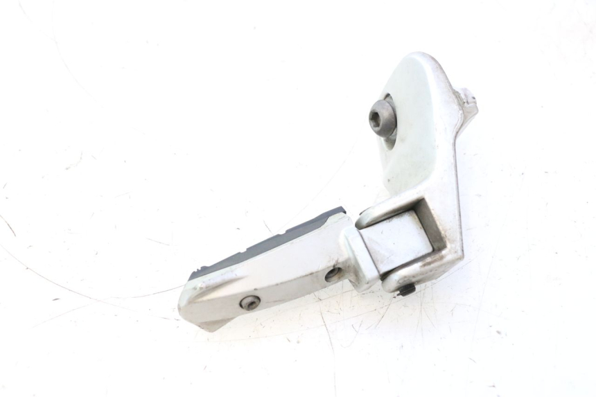 photo de CALE PIED ARRIERE DROIT BMW C1 125 (2000 - 2003) - Zoom état d’usage