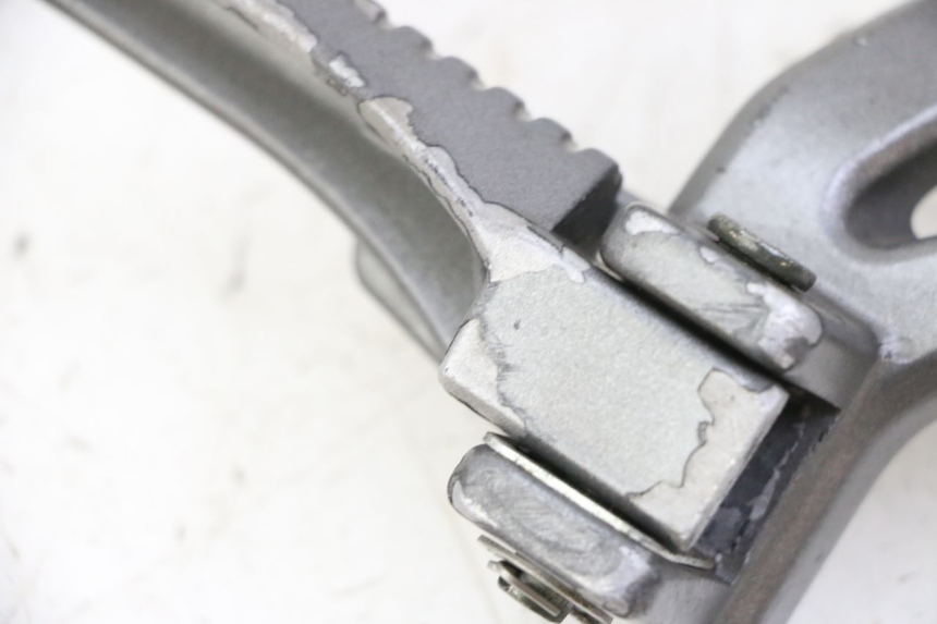 photo de CALE PIED ARRIERE DROIT ORCAL CAVARO 4T 50 (2019 - 2023) - État de surface