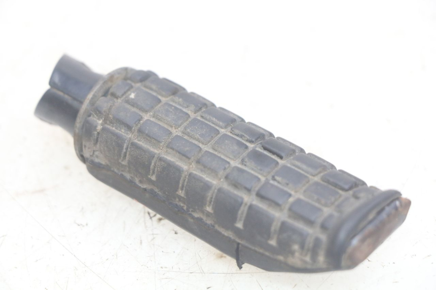 photo de CALE PIED ARRIERE DROIT HONDA CBR F SC25 1000 (1989 - 1992) - Vue principale