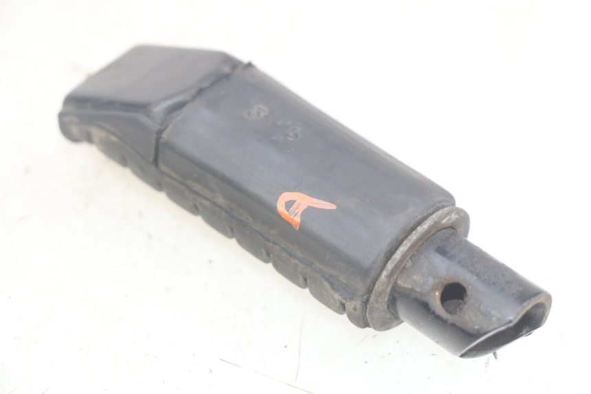 photo de CALE PIED ARRIERE DROIT HONDA CBR F SC25 1000 (1989 - 1992) - Détail de la pièce