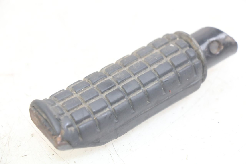 photo de CALE PIED ARRIERE DROIT HONDA CBR F SC25 1000 (1989 - 1992) - Autre angle de vue