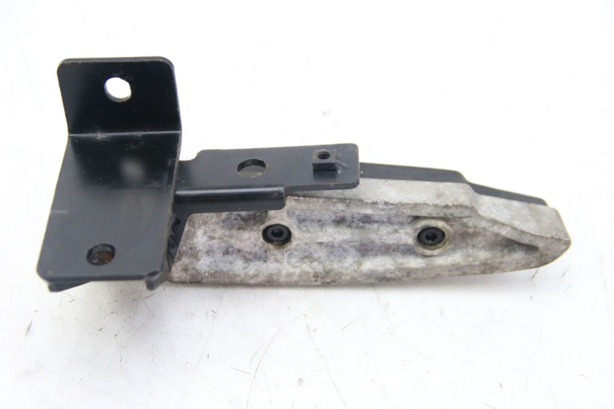 photo de CALE PIED ARRIERE DROIT PEUGEOT CITYSTAR 50 (2013 - 2017) - Points de fixation