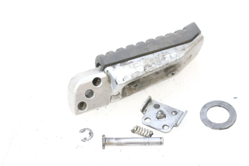 photo de CALE PIED ARRIERE DROIT KAWASAKI ER-6 ER6 F ABS 650 (2012 - 2016) - Gros plan technique