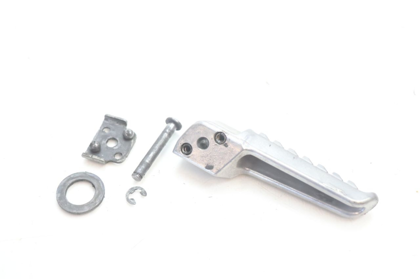 photo de CALE PIED ARRIERE DROIT KAWASAKI ER-6 ER6 N 650 (2005 - 2009) - Autre angle de vue