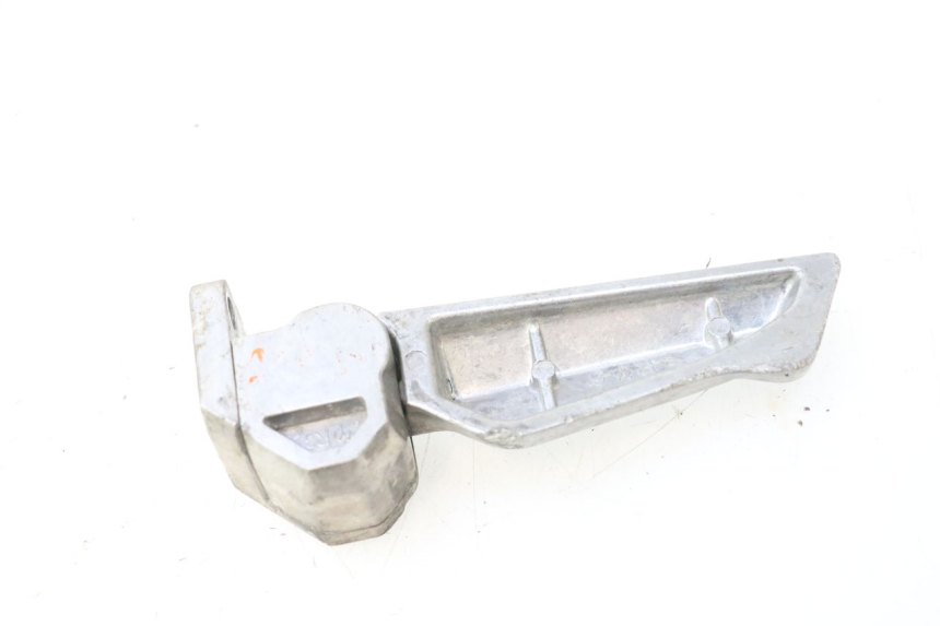 photo de CALE PIED ARRIERE DROIT JM MOTORS F45i 4T 50 (2020 - 2023) - Autre angle de vue