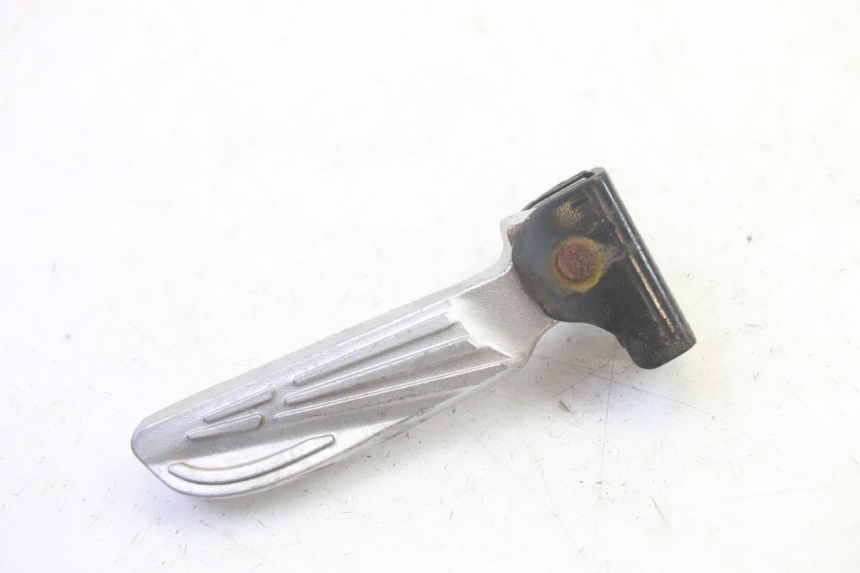 photo de CALE PIED ARRIERE DROIT SYM FIDDLE 3 III 125 (2014 - 2020) - Vue principale