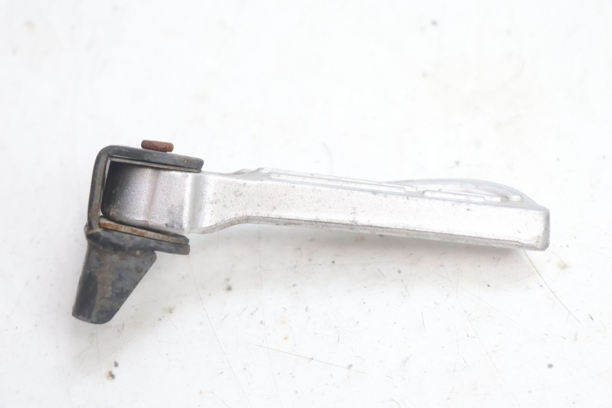 photo de CALE PIED ARRIERE DROIT SYM FIDDLE 3 III 50 (2014 - 2020) - Autre angle de vue