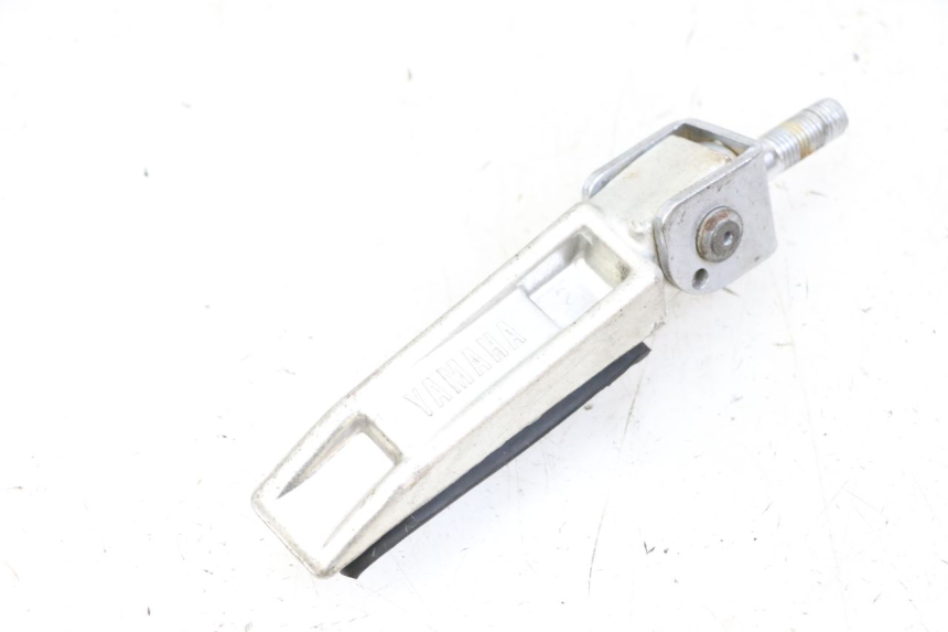 photo de CALE PIED ARRIERE DROIT YAMAHA FJ 36Y 1100 (1984 - 1985) - Zoom état d’usage