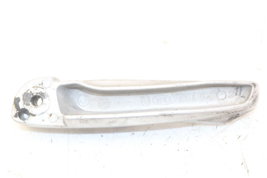 photo de CALE PIED ARRIERE DROIT HONDA FORZA 125 (2015 - 2016) - Zoom état d’usage