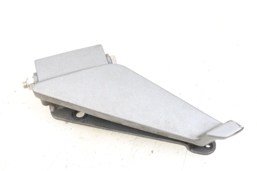 photo de CALE PIED ARRIERE DROIT PEUGEOT GEOPOLIS RS 125 (2007 - 2009) - Zoom état d’usage