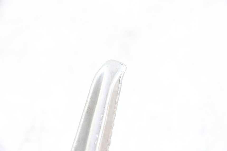 photo de CALE PIED ARRIERE DROIT SUZUKI GSXR GSX-R 1000 (2003 - 2004) - Détail de la pièce