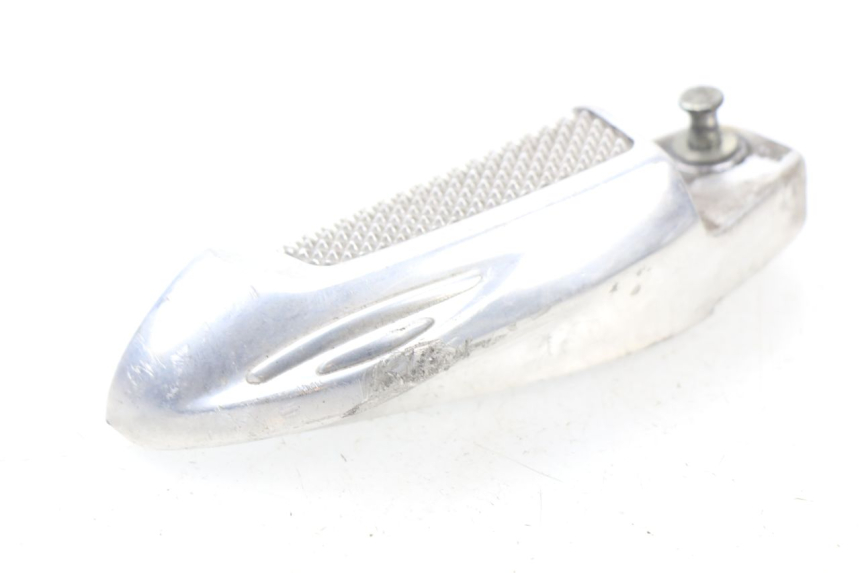 photo de CALE PIED ARRIERE DROIT HONDA NHX LEAD 110 (2008 - 2010) - Vue principale