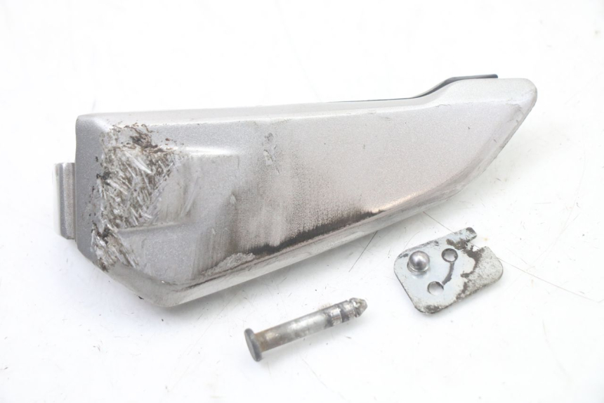 photo de CALE PIED ARRIERE DROIT HONDA SH i 300 (2015 - 2020) - Vue principale