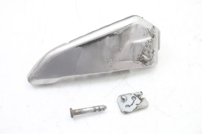 photo de CALE PIED ARRIERE DROIT HONDA SH i 300 (2015 - 2020) - Détail de la pièce