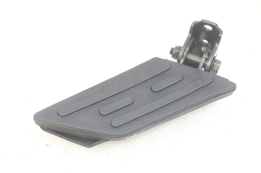 photo de CALE PIED ARRIERE DROIT PEUGEOT KISBEE 2T 50 (2010 - 2017) - Vue principale