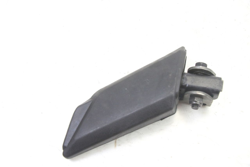 photo de CALE PIED ARRIERE DROIT PEUGEOT KISBEE 2T 50 (2018 - 2022) - Gros plan technique