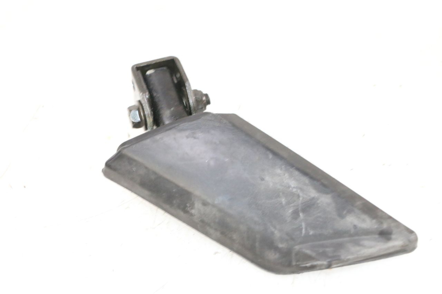 photo de CALE PIED ARRIERE DROIT PEUGEOT KISBEE 2T 50 (2010 - 2017) - Points de fixation