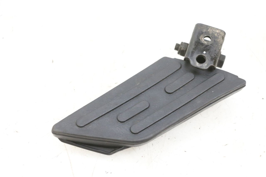 photo de CALE PIED ARRIERE DROIT PEUGEOT KISBEE 4T 50 (2010 - 2017) - Vue d’ensemble