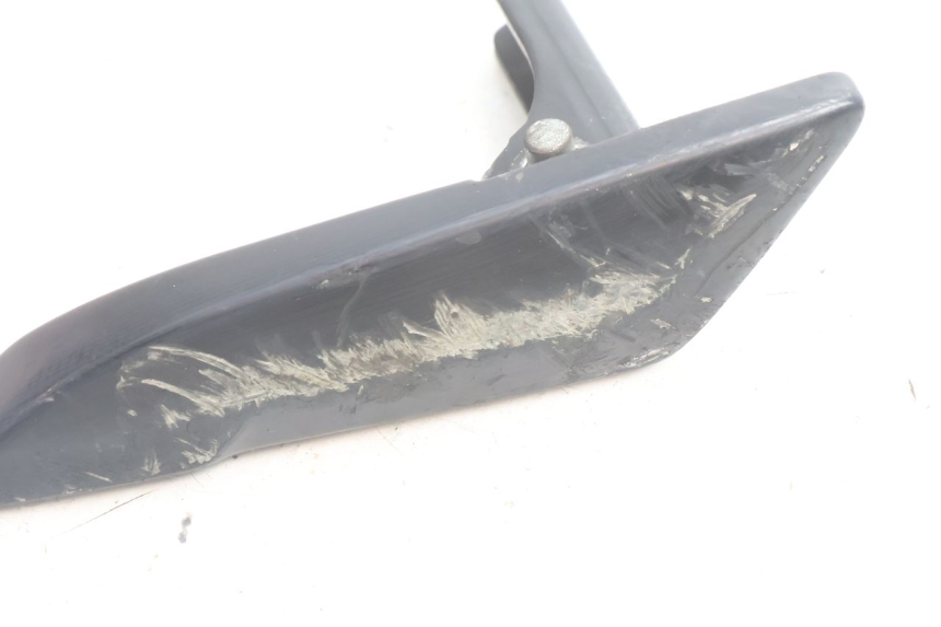 photo de CALE PIED ARRIERE DROIT PIAGGIO LIBERTY IGET 4T 50 (2021 - 2025) - Zoom état d’usage