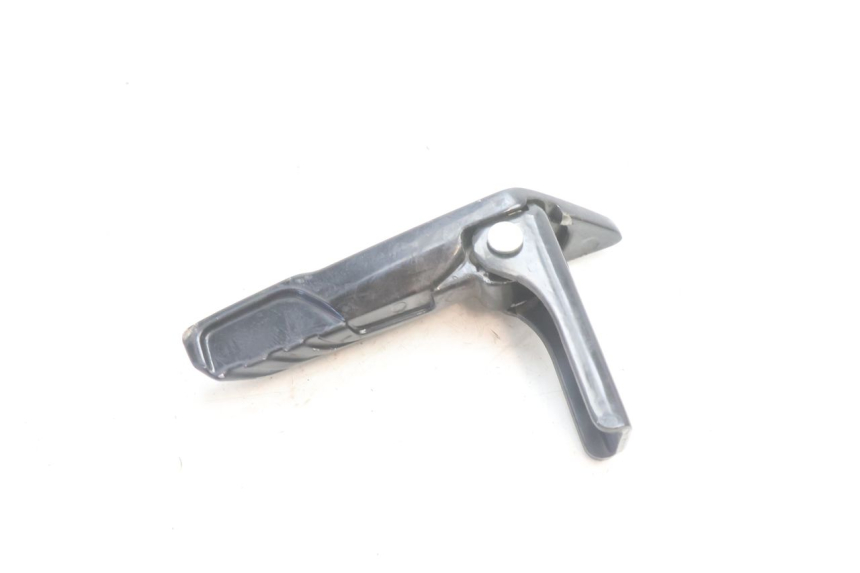 photo de CALE PIED ARRIERE DROIT PIAGGIO LIBERTY IGET 4T 50 (2021 - 2025) - Autre angle de vue