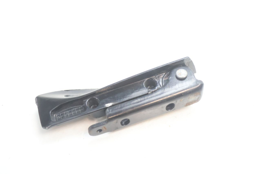 photo de CALE PIED ARRIERE DROIT PIAGGIO MP3 HPE 530 (2022 - 2026) - Vue d’ensemble