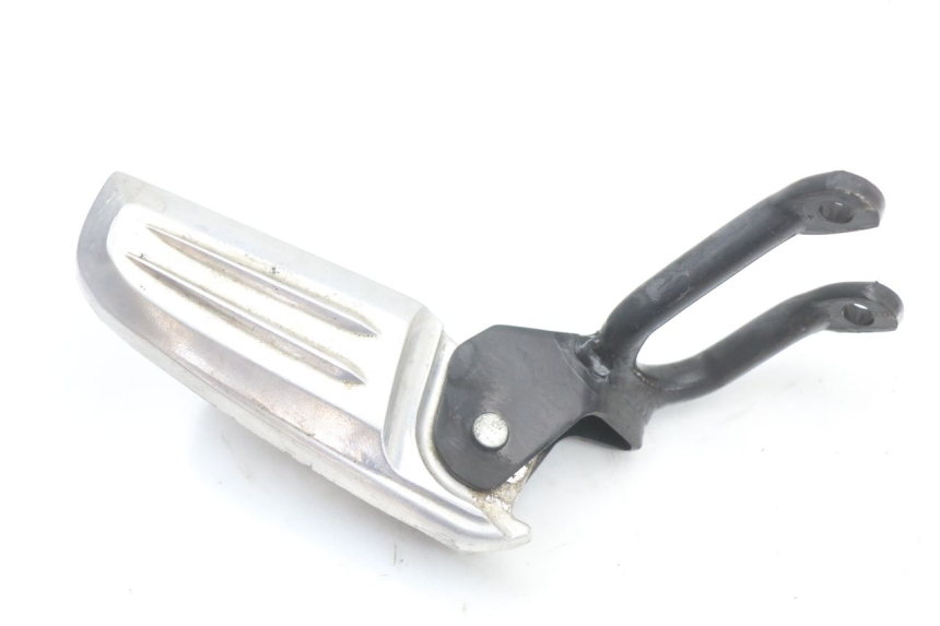 photo de CALE PIED ARRIERE DROIT HONDA PCX (JF47) 125 (2012 - 2013) - Détail de la pièce