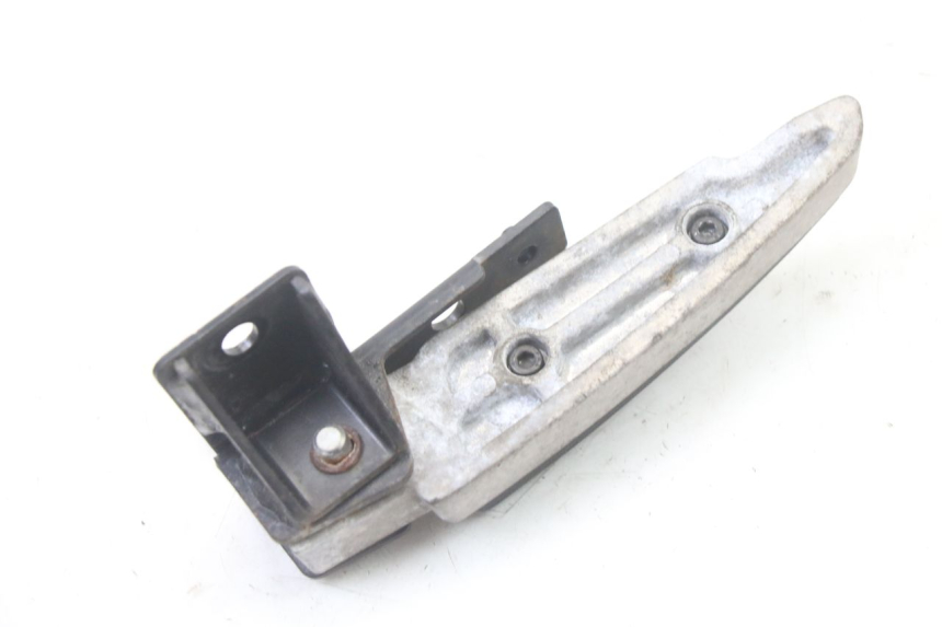 photo de CALE PIED ARRIERE DROIT PEUGEOT SATELIS 125 (2013 - 2018) - Vue d’ensemble