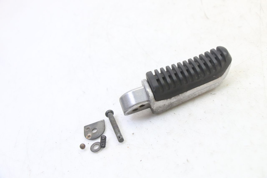 photo de CALE PIED ARRIERE DROIT MAG POWER R-STREET 50 (2016 - 2025) - Vue principale