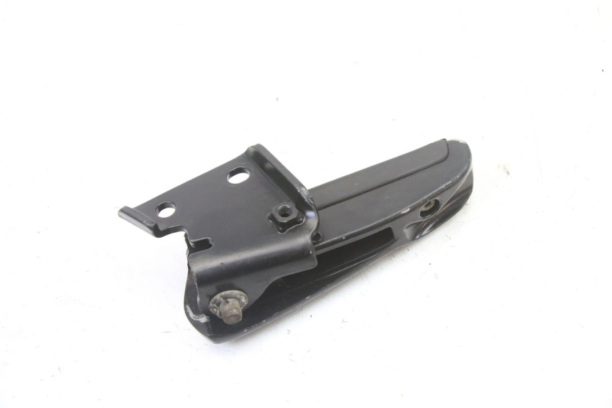 photo de CALE PIED ARRIERE DROIT GILERA RUNNER SL 50 (2006 - 2009) - Autre angle de vue