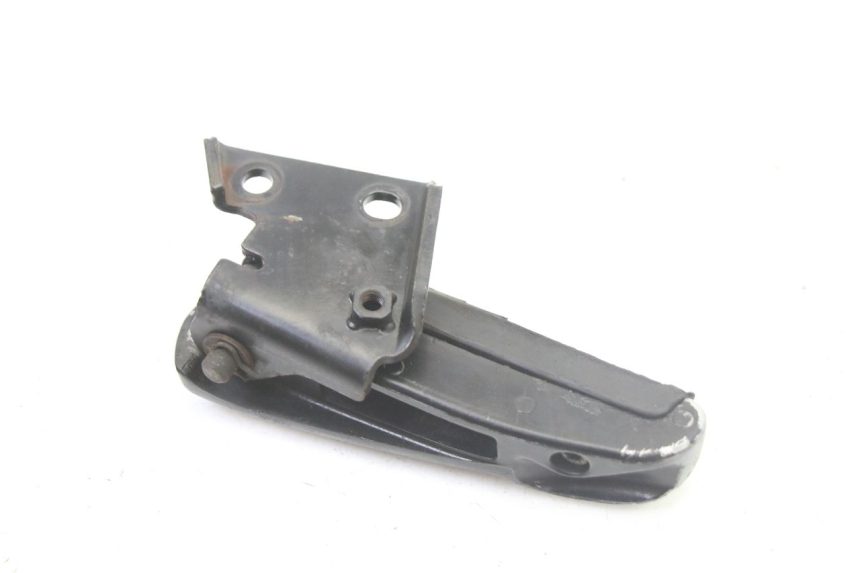 photo de CALE PIED ARRIERE DROIT GILERA RUNNER SP 50 (2006 - 2008) - Points de fixation