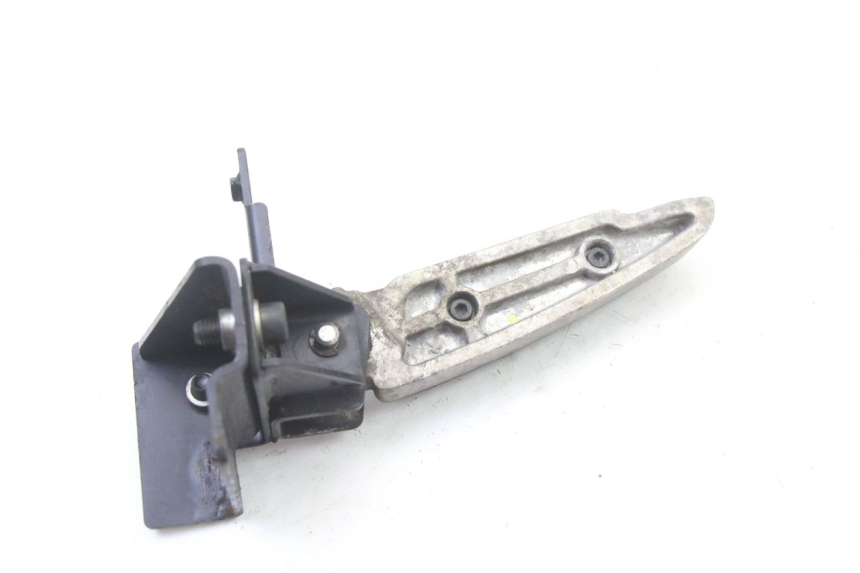 photo de CALE PIED ARRIERE DROIT PEUGEOT SATELIS 125 (2013 - 2018) - Vue d’ensemble