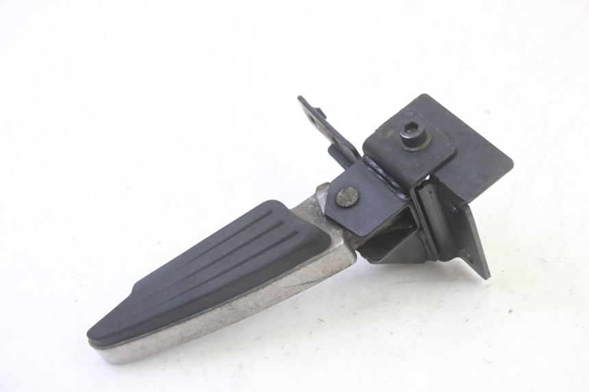 photo de CALE PIED ARRIERE DROIT PEUGEOT SATELIS 125 (2013 - 2018) - Vue principale