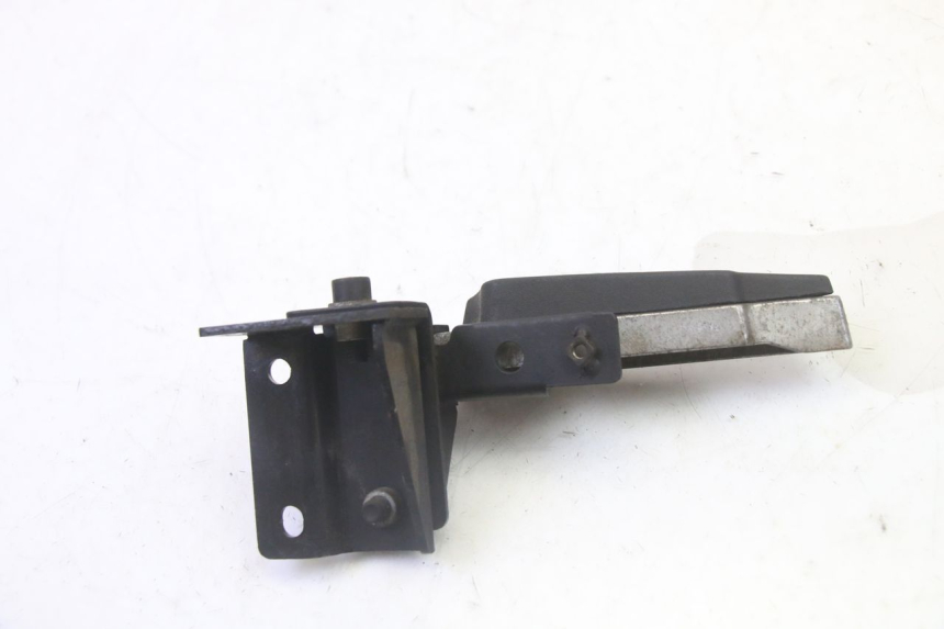 photo de CALE PIED ARRIERE DROIT PEUGEOT SATELIS 125 (2013 - 2018) - Vue d’ensemble