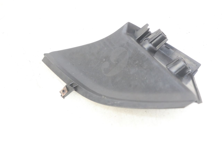 photo de CALE PIED ARRIERE DROIT YAMAHA SLIDER NAKED 50 (2004 - 2018) - Zoom état d’usage