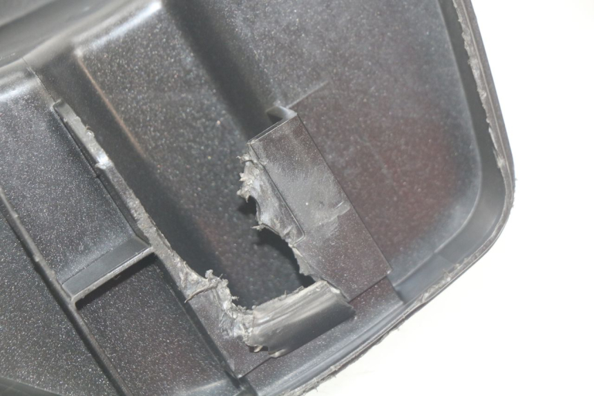 photo de CALE PIED ARRIERE DROIT APRILIA SR 2T 50 (2012 - 2017) - Autre angle de vue