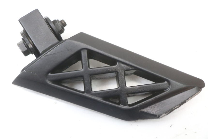 photo de CALE PIED ARRIERE DROIT PEUGEOT STREETZONE I 2T 50 (2018 - 2020) - Zoom état d’usage