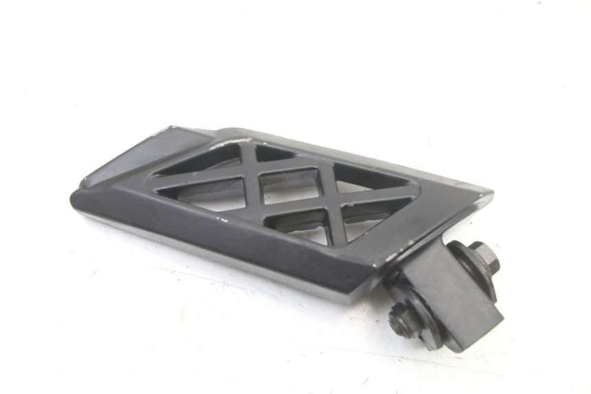 photo de CALE PIED ARRIERE DROIT PEUGEOT STREETZONE I 2T 50 (2018 - 2020) - Autre angle de vue