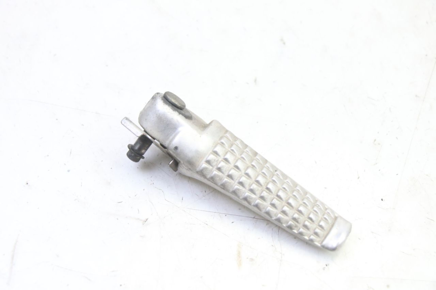 photo de CALE PIED ARRIERE DROIT SUZUKI SV S 650 (2003 - 2009) - Vue principale